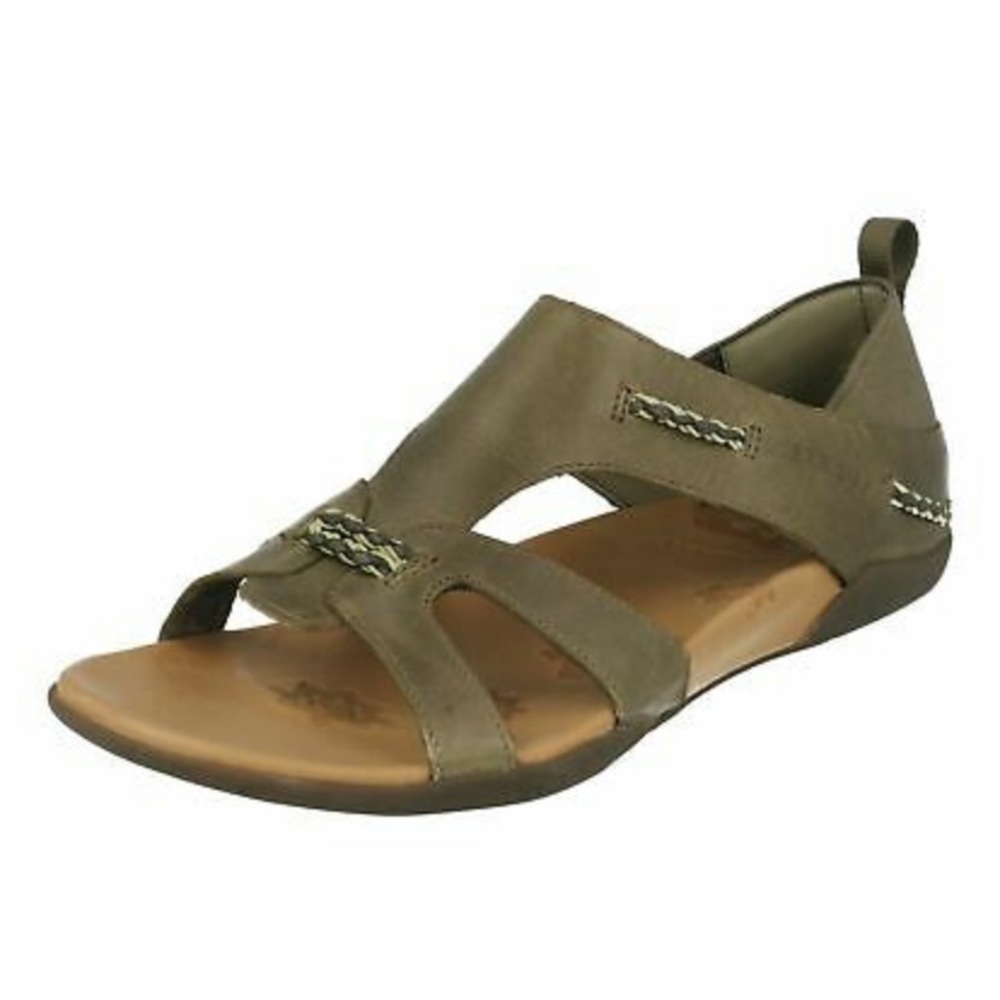 Merrell Flaxen Sandals in Olive